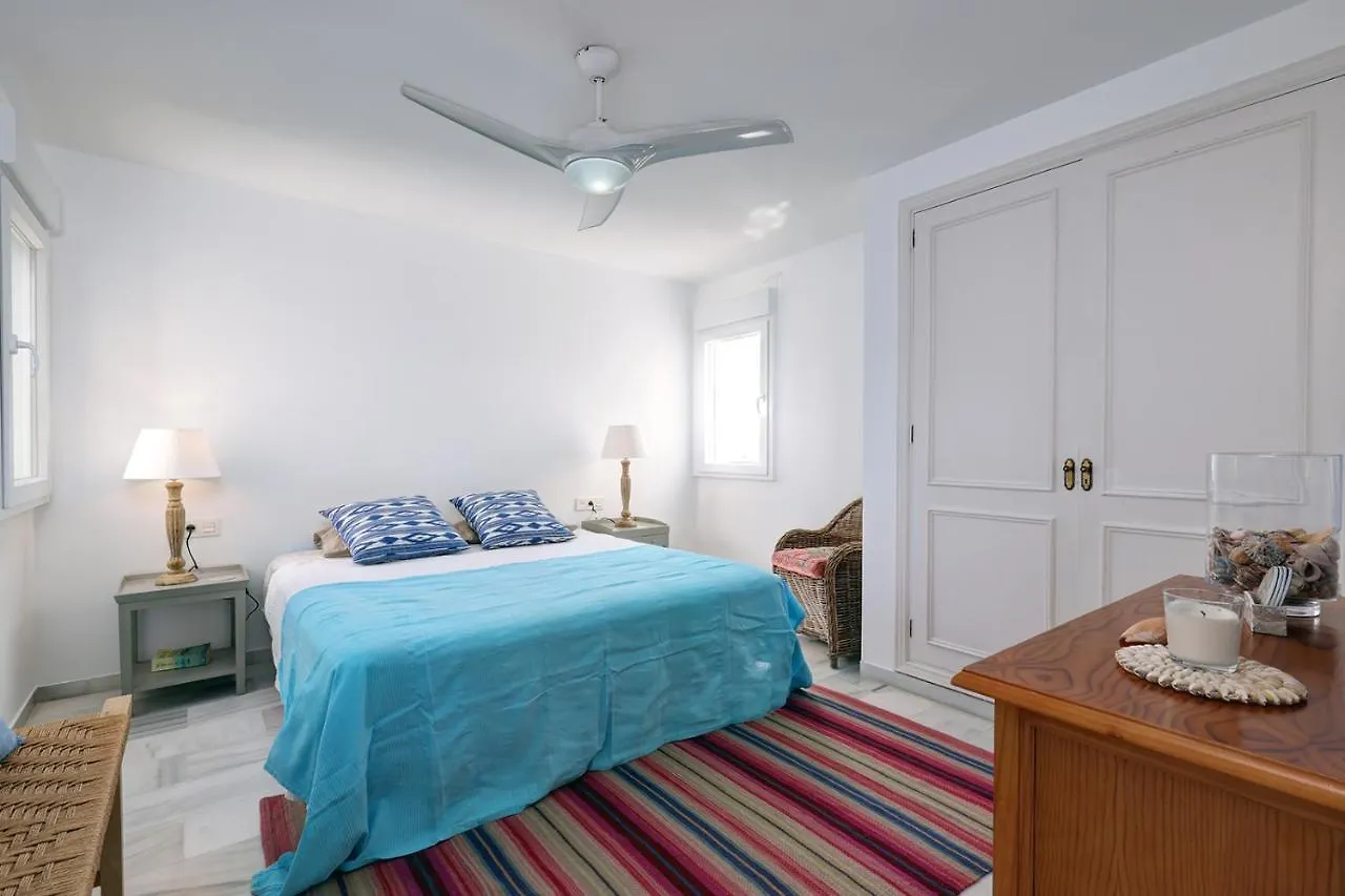 Puerto Banus Harbour View Apartment Марбелья
