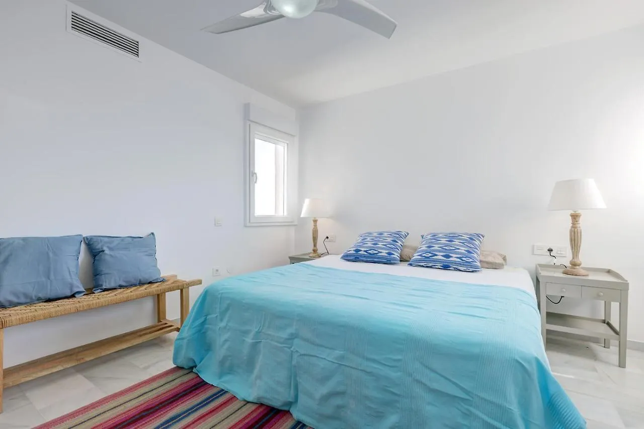 Puerto Banus Harbour View Apartment Марбелья